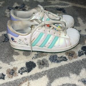 Adidas Little Mermaid girls White and Green Sneakers